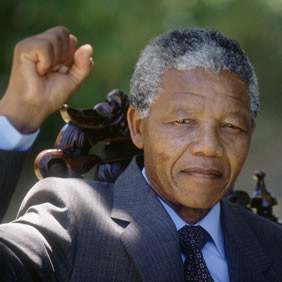 Παγκόσμια συγκίνηση για το θάνατο του Νέλσον Μαντέλα 